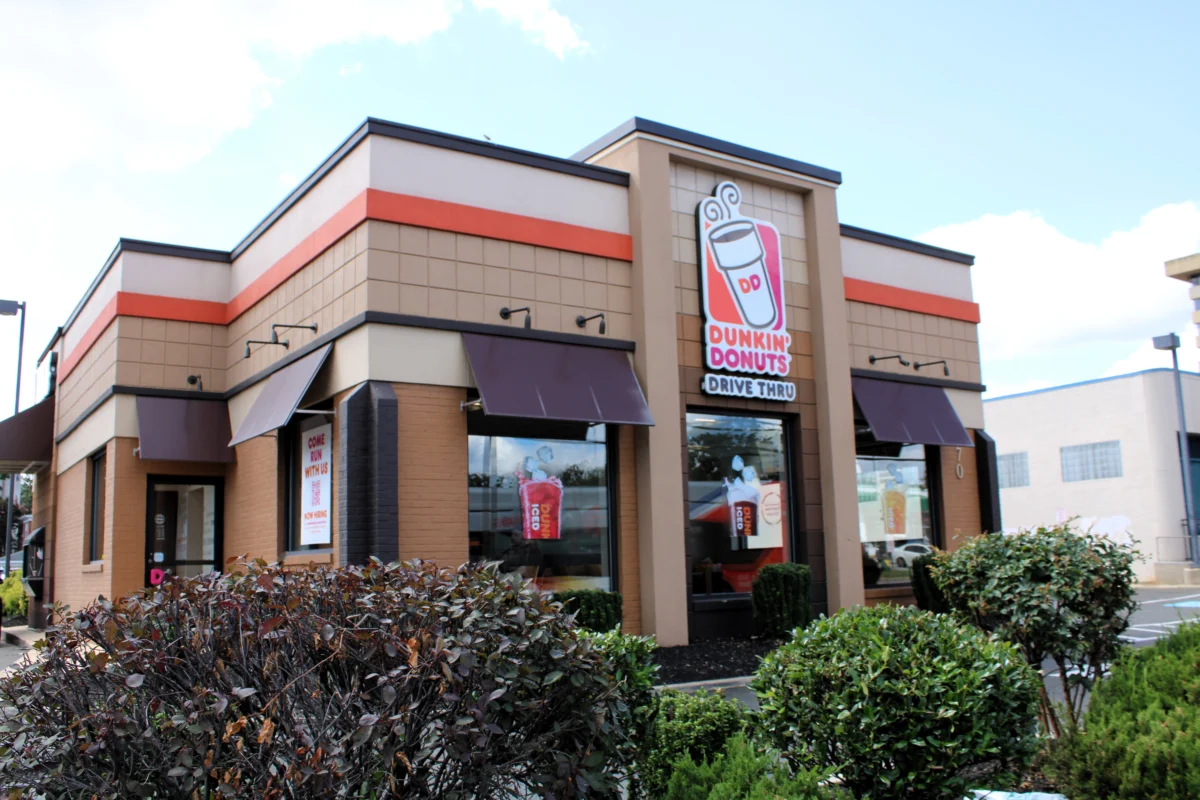 A Dunkin' restaurant building in the United States