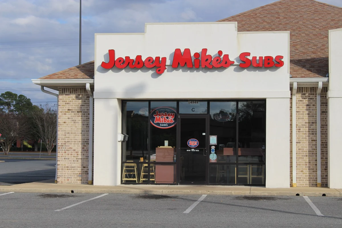 A Jersey Mike's Subs restaurant building in the United States