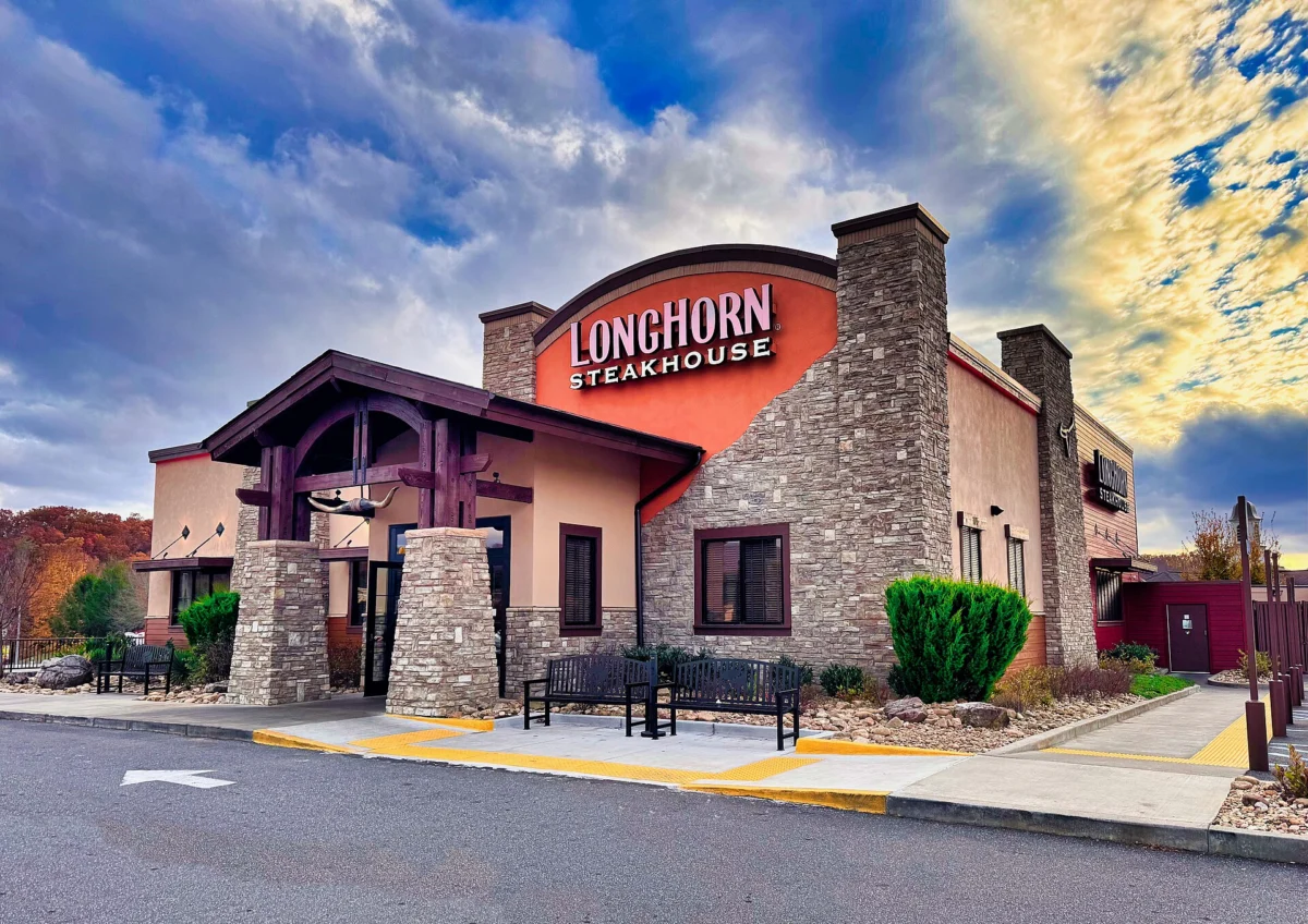 A LongHorn Steakhouse restaurant building in the United States
